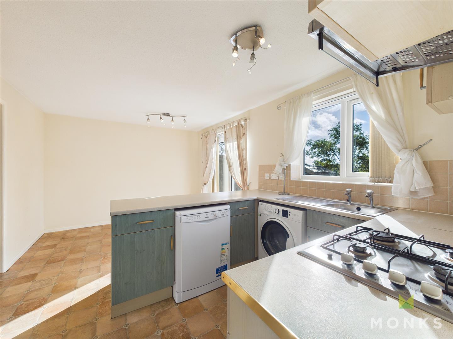 2 Juniper Close, Oswestry, SY11 3QL For Sale